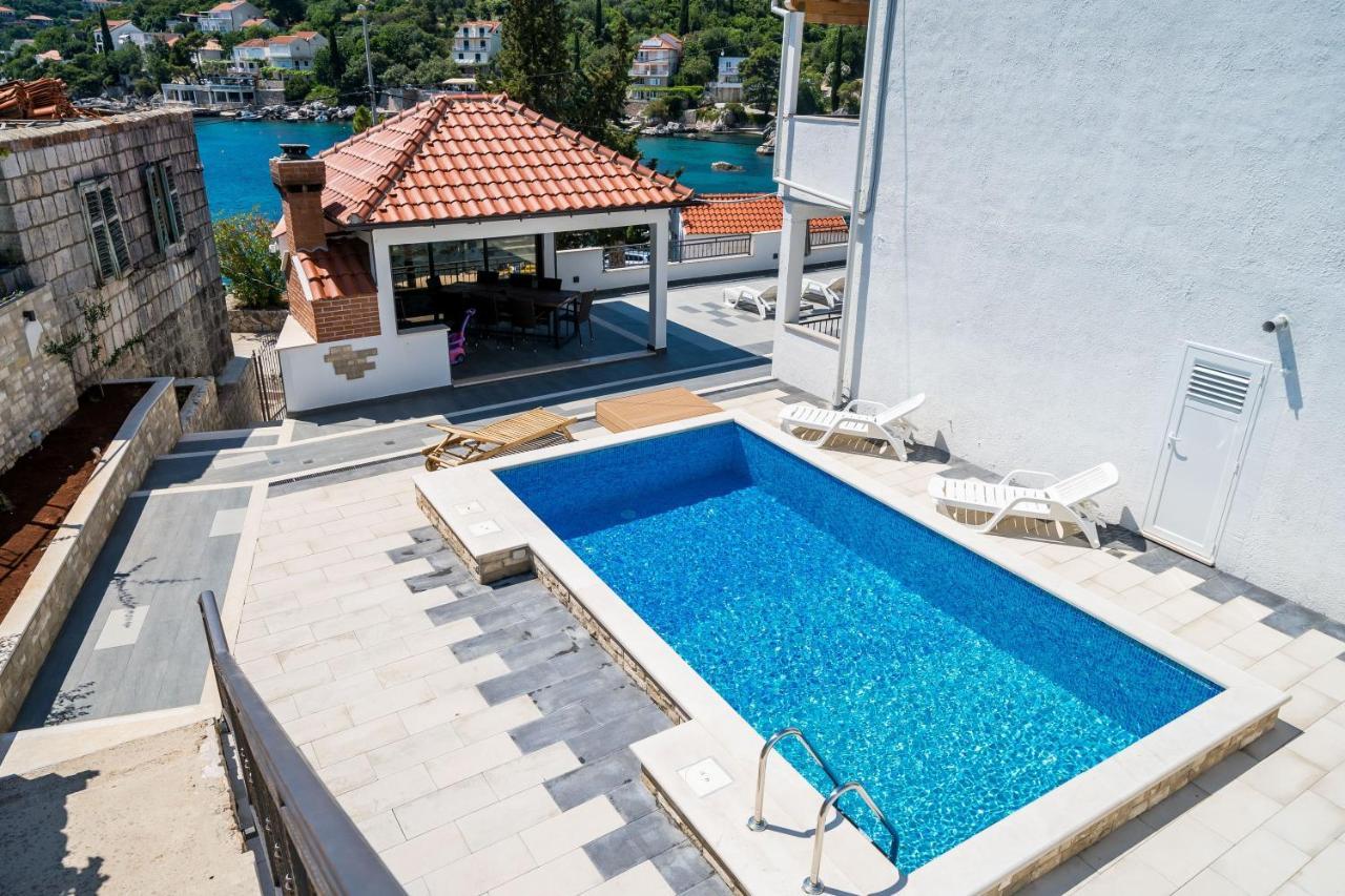 מולונאט Mata Family Apartments מראה חיצוני תמונה