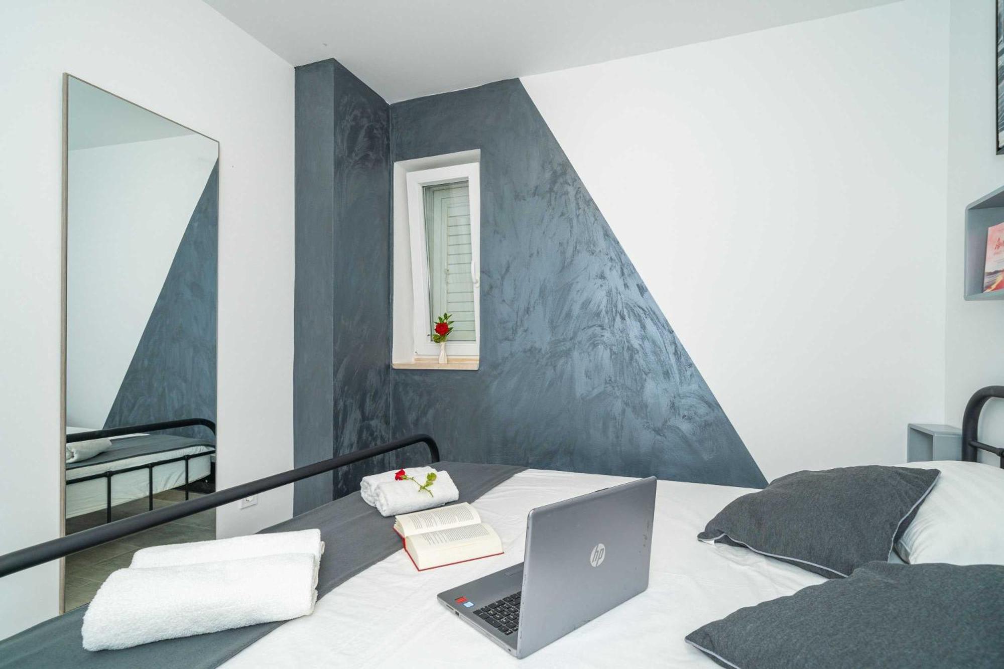 מולונאט Mata Family Apartments מראה חיצוני תמונה