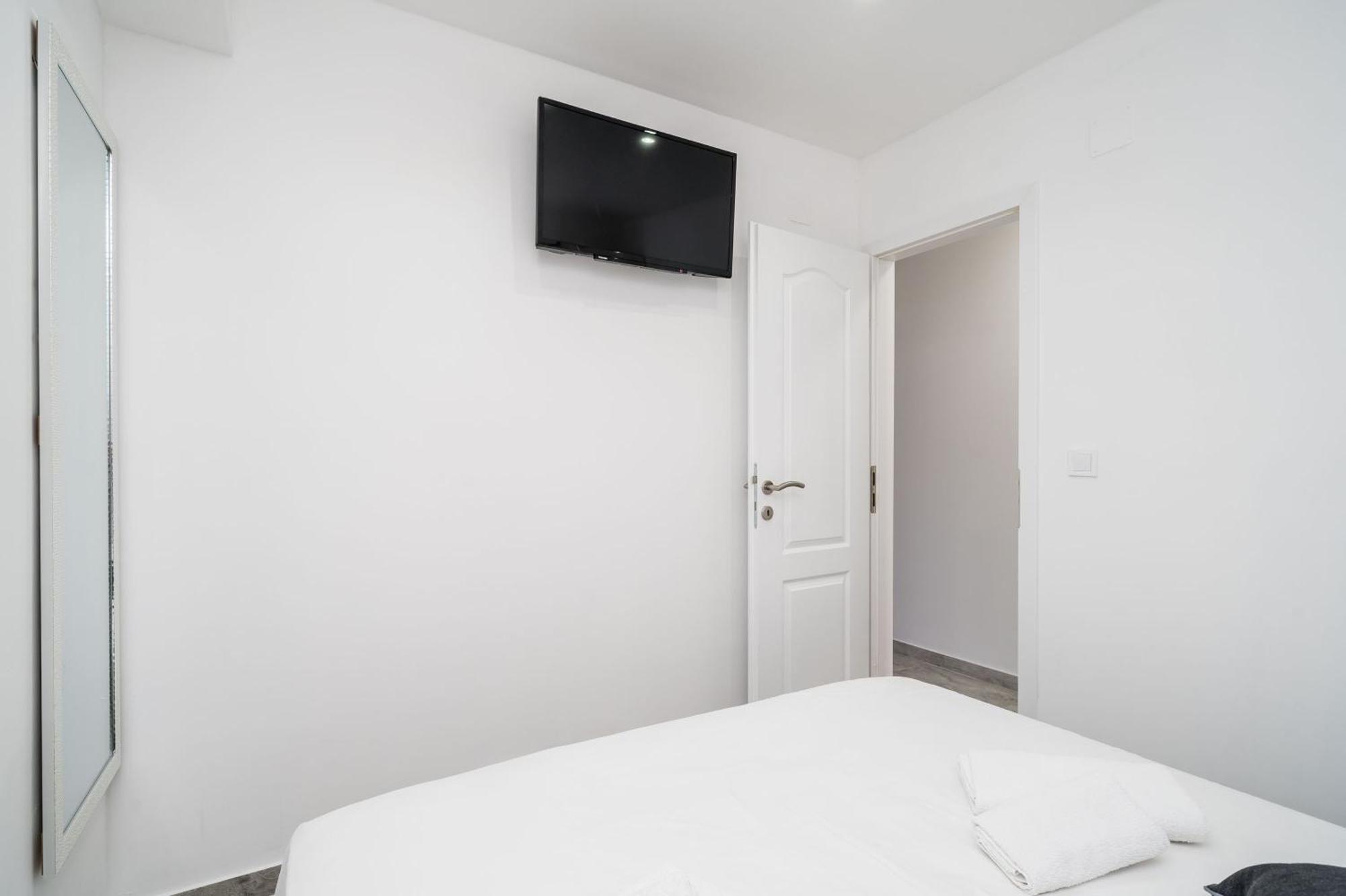 מולונאט Mata Family Apartments חדר תמונה