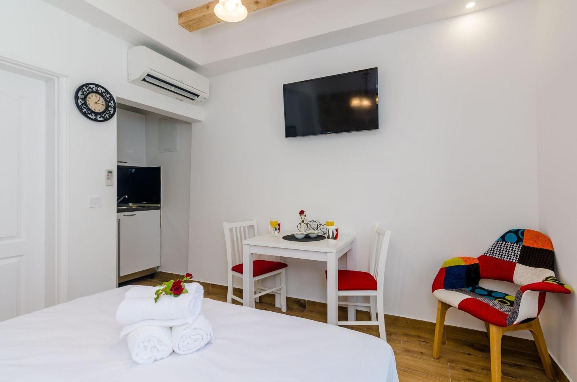 מולונאט Mata Family Apartments חדר תמונה